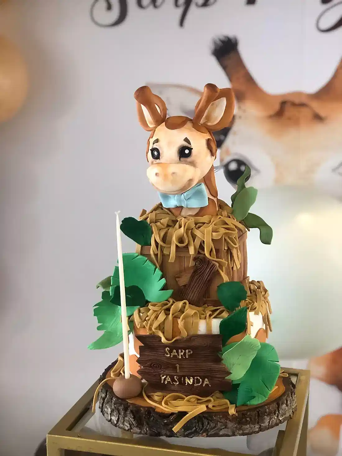 No:18 Şeker Hamurlu Tasarım Pasta