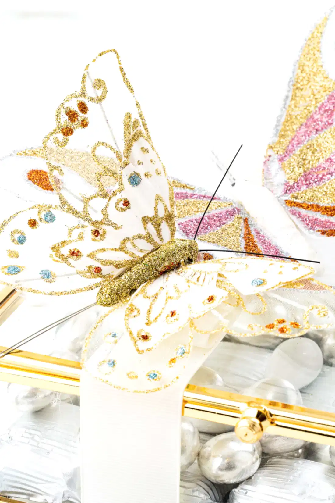 No:15 Cam Kutu Kelebekli Yeni Doğan Hediyelik