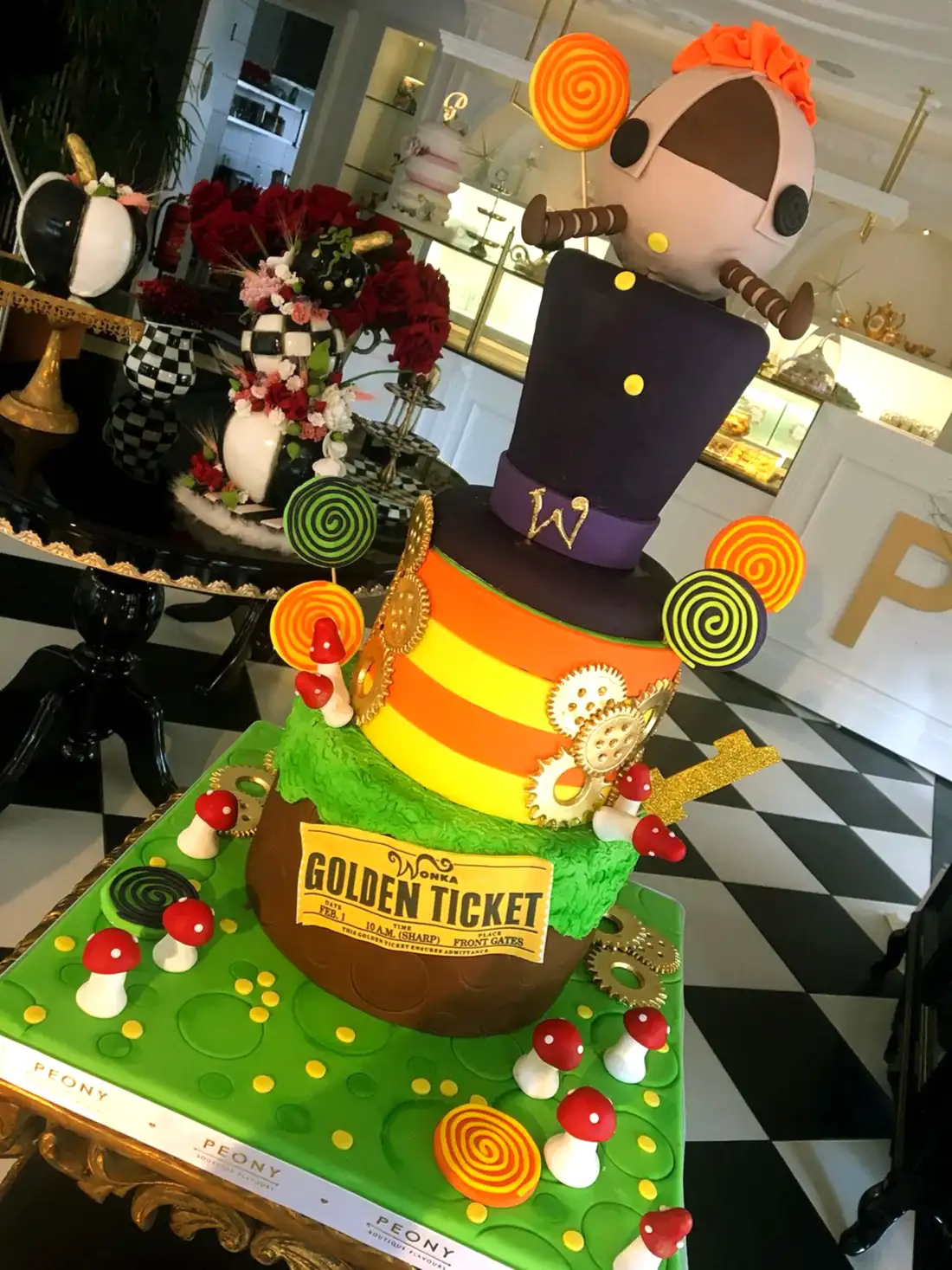 No:26 Şeker Hamurlu Tasarım Pasta