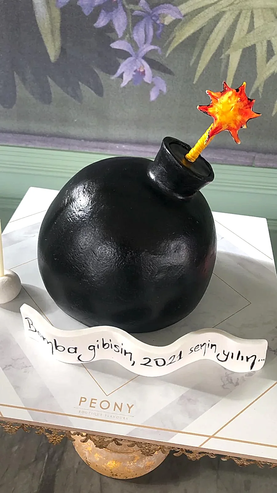 No:24 Şeker Hamurlu Tasarım Pasta