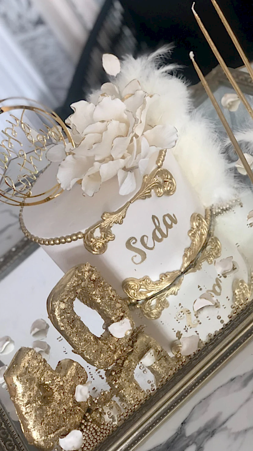 No:246 Şeker Hamurlu Tasarım Pasta