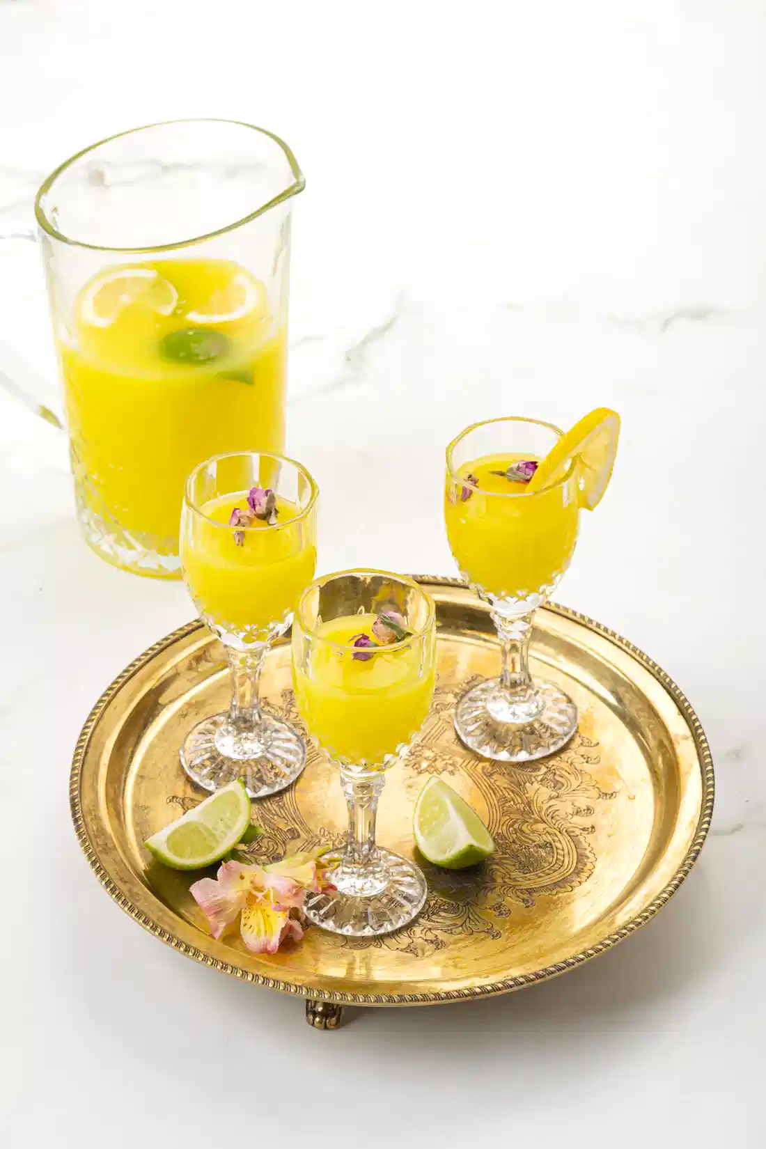 El Yapımı Sade Limonata