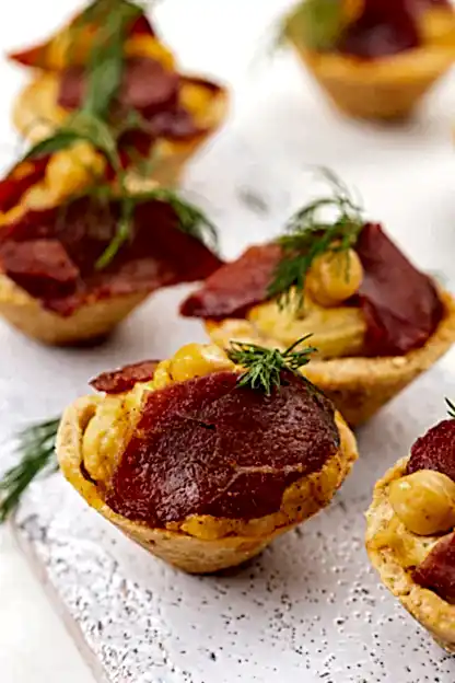 Humus Pastırma Tartolet