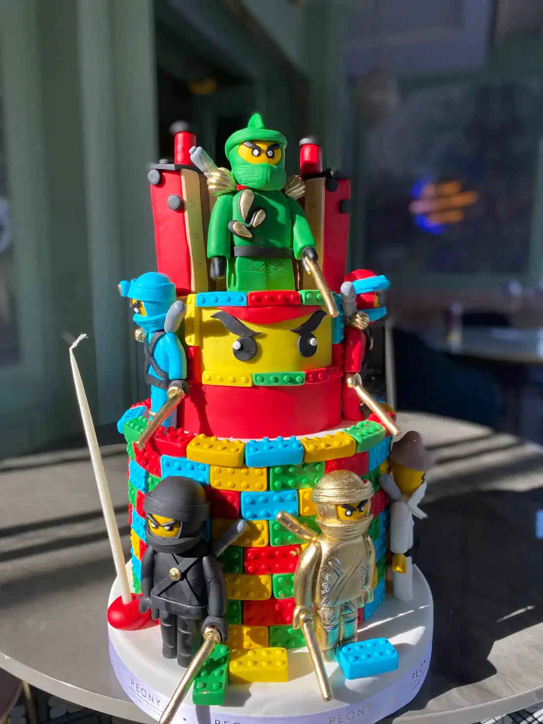 No:6 Şeker Hamurlu Tasarım Pasta