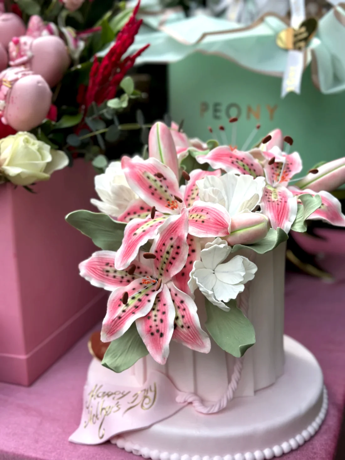 No:217 Şeker Hamurlu Tasarım Pasta