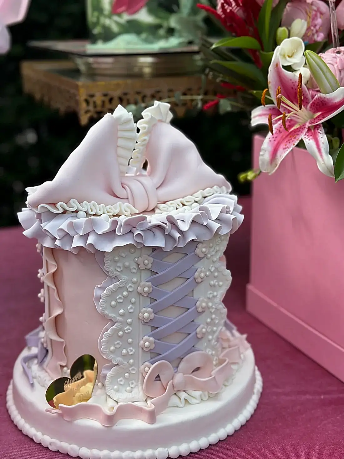 No:216 Şeker Hamurlu Tasarım Pasta