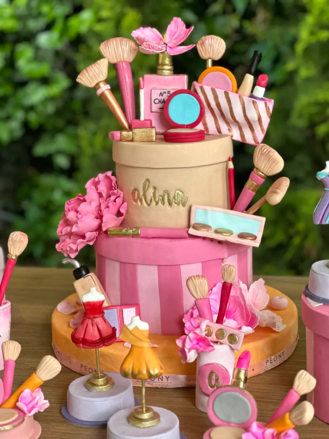 No:158 Şeker Hamurlu Tasarım Pasta