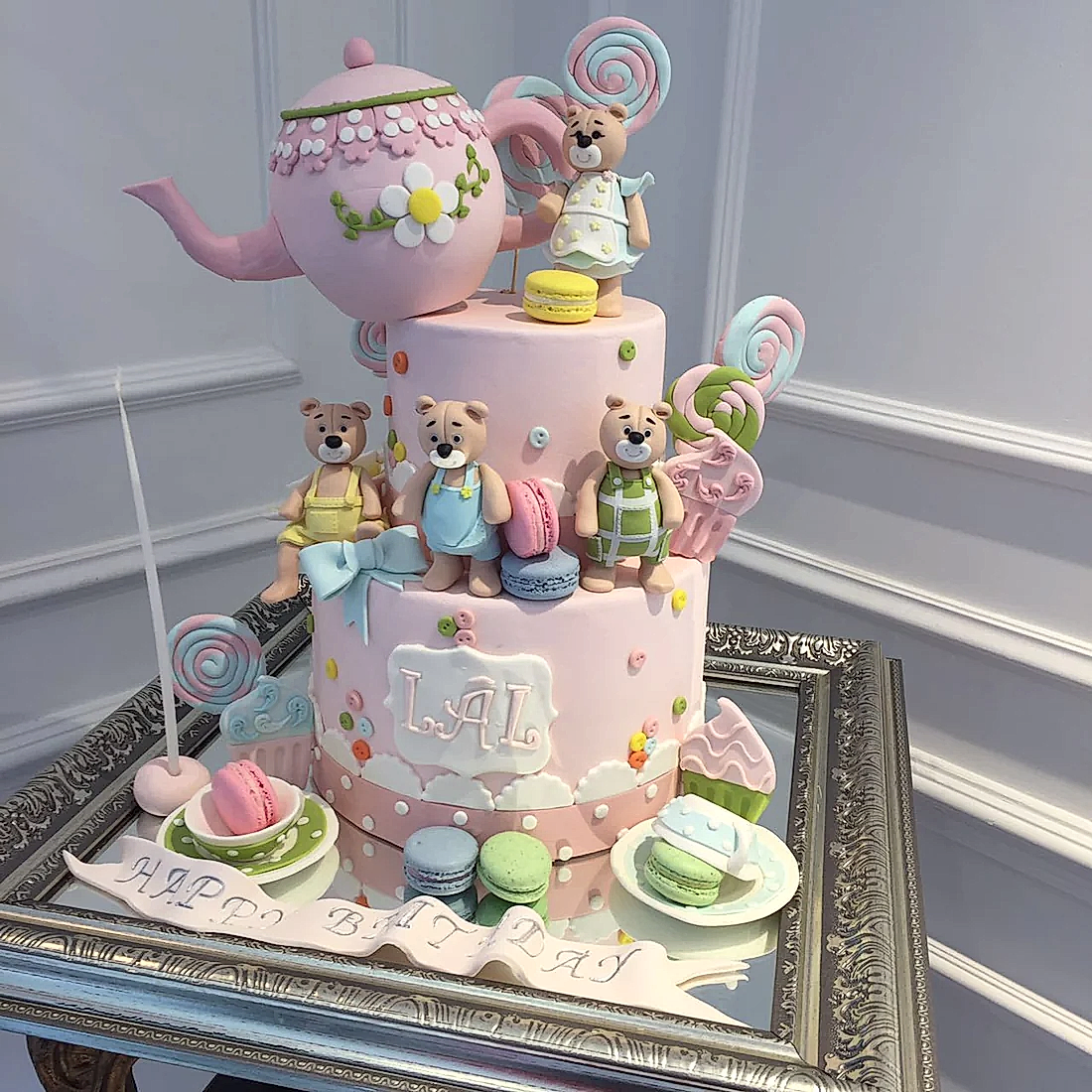 No:7 Şeker Hamurlu Tasarım Pasta