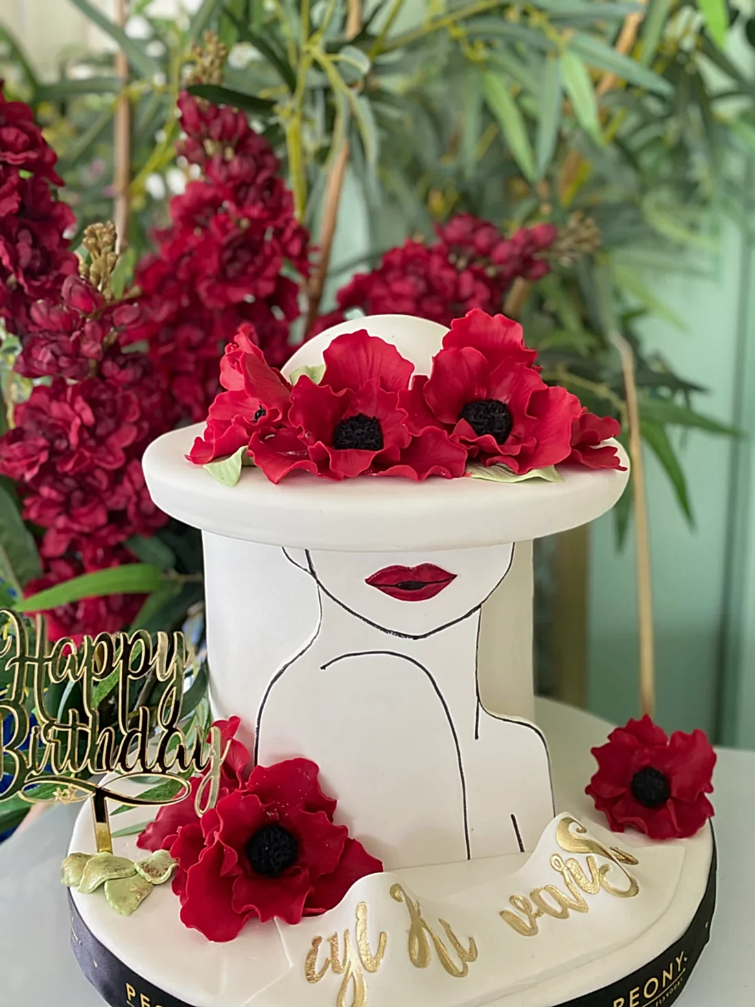 No:240 Şeker Hamurlu Tasarım Pasta