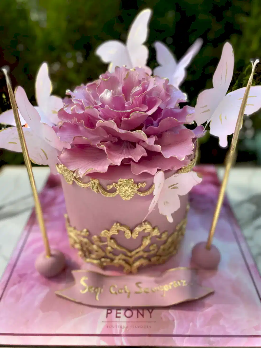 No:237 Şeker Hamurlu Tasarım Pasta