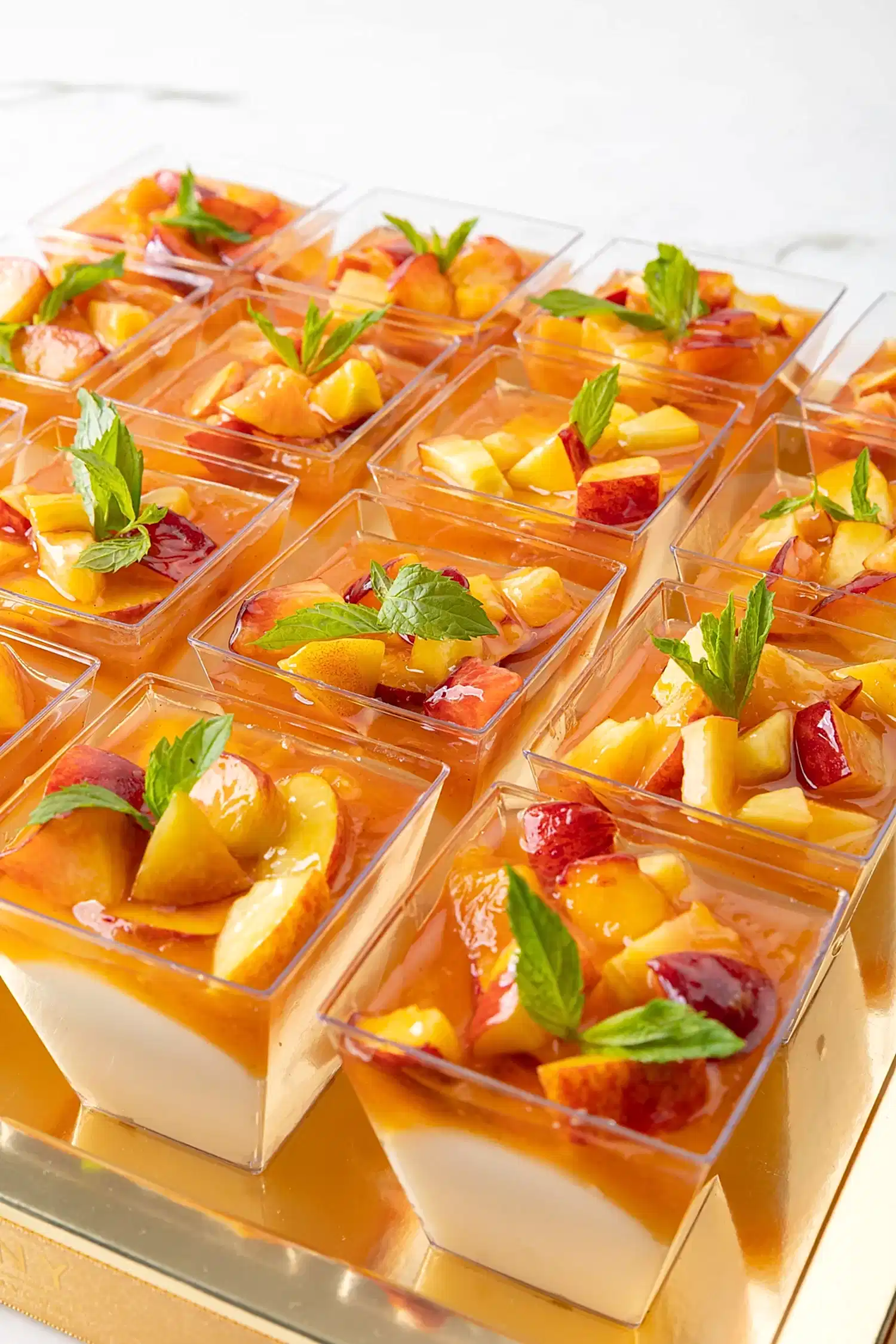 Şeftalili Damla Sakızlı Muhallebi