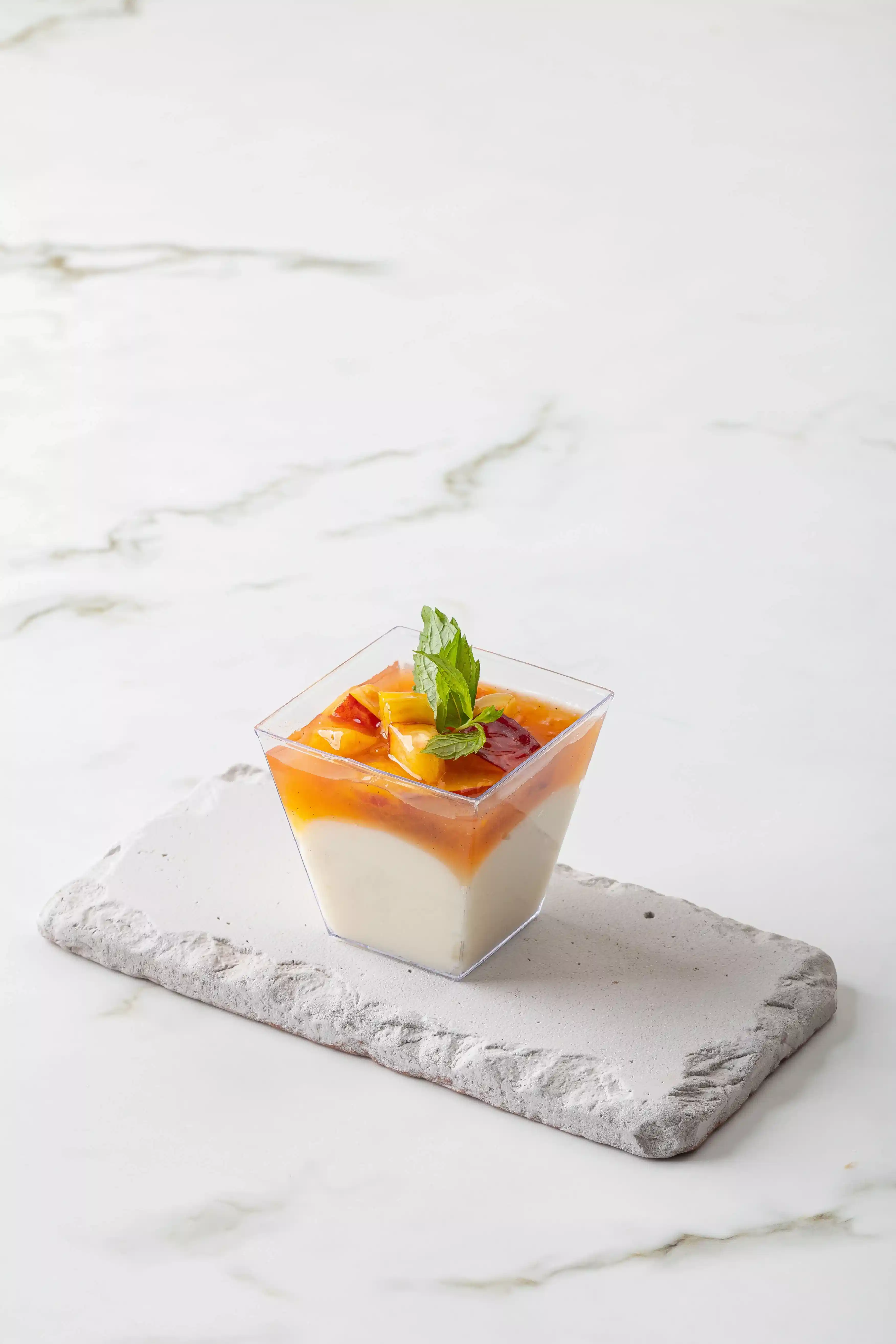 Şeftalili Damla Sakızlı Muhallebi