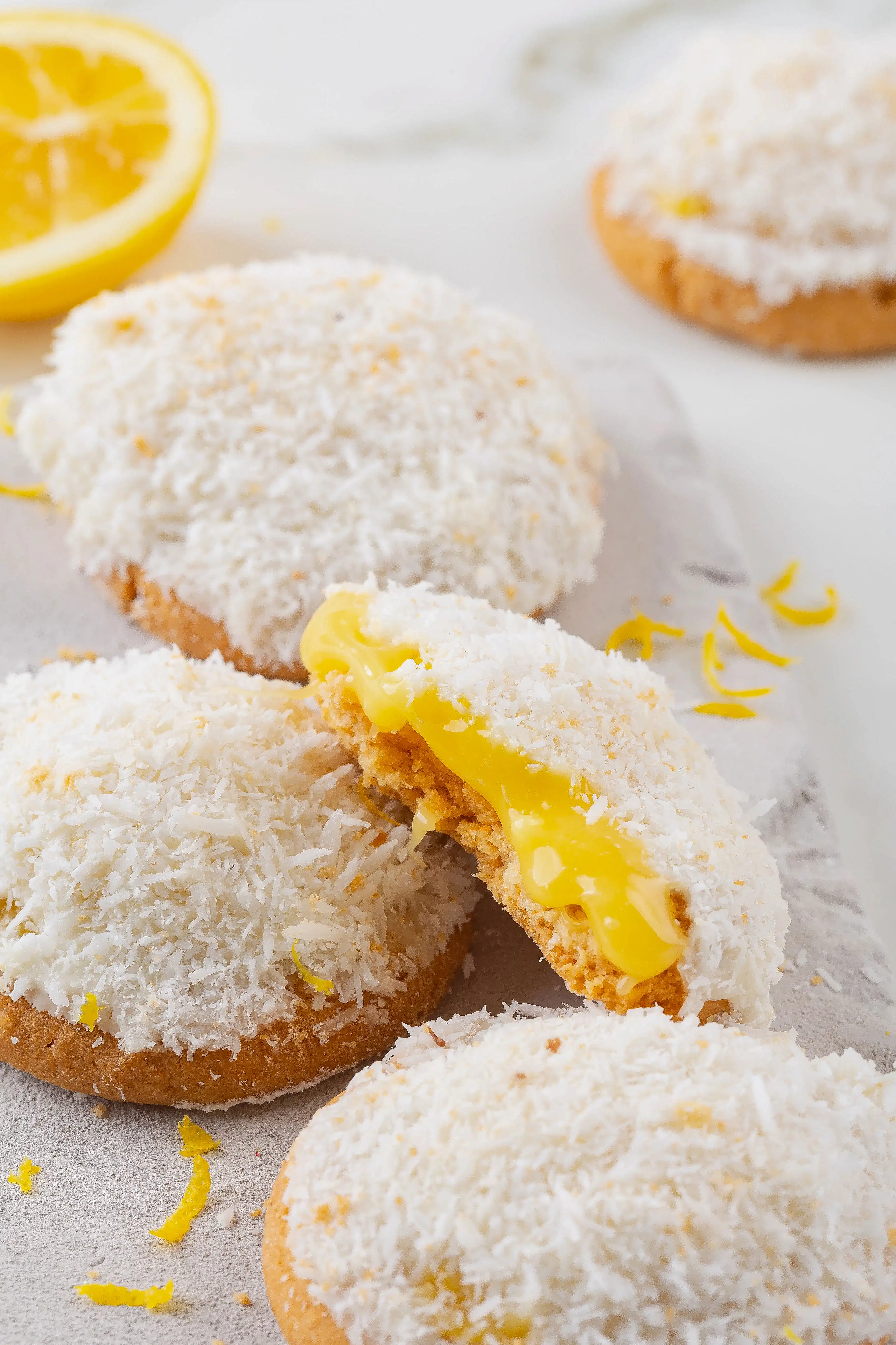 Limon Dolgulu Beyaz Çikolatalı Kurabiye