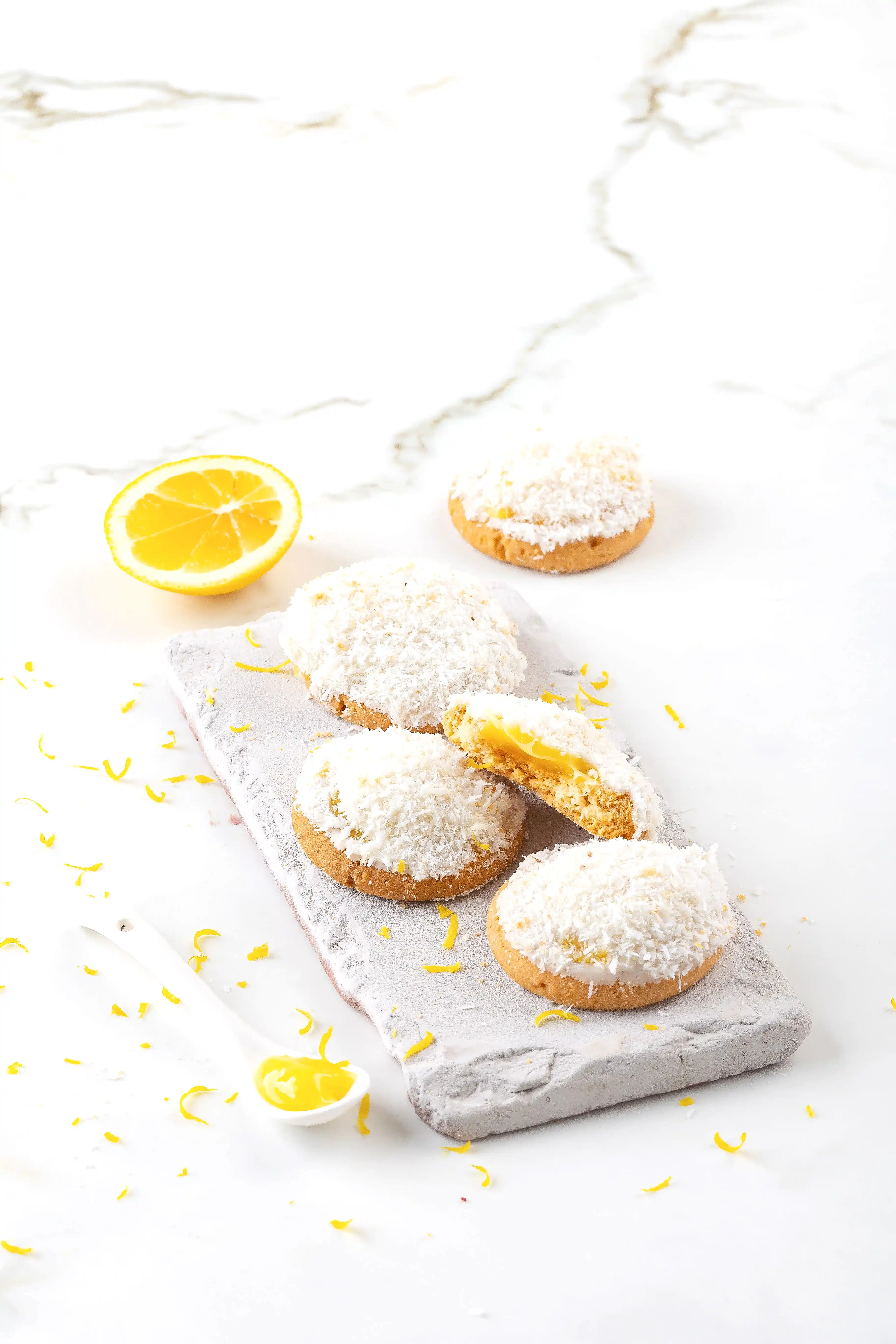 Limon Dolgulu Beyaz Çikolatalı Kurabiye