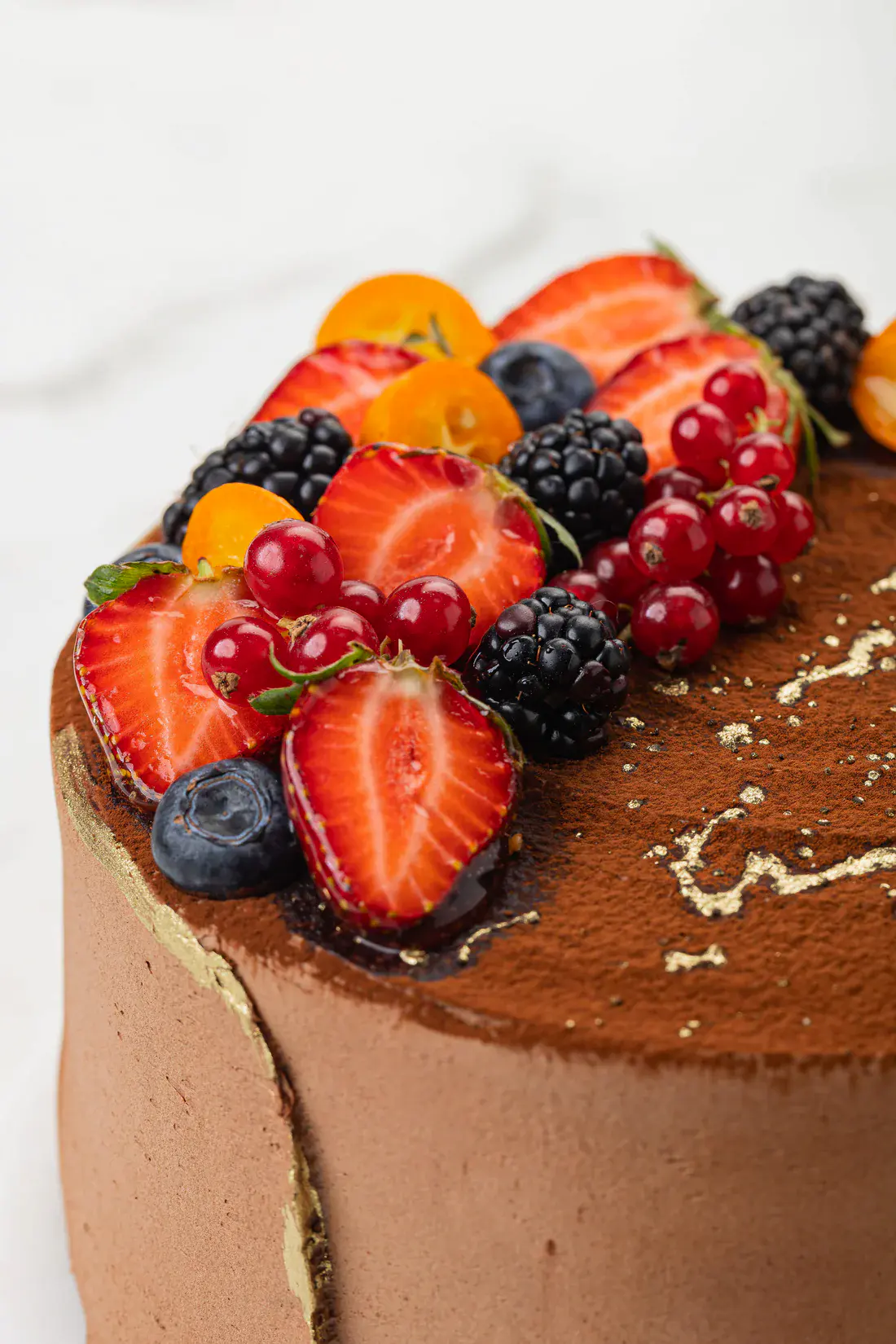 Orman Meyveli Çikolata Kremalı Pasta