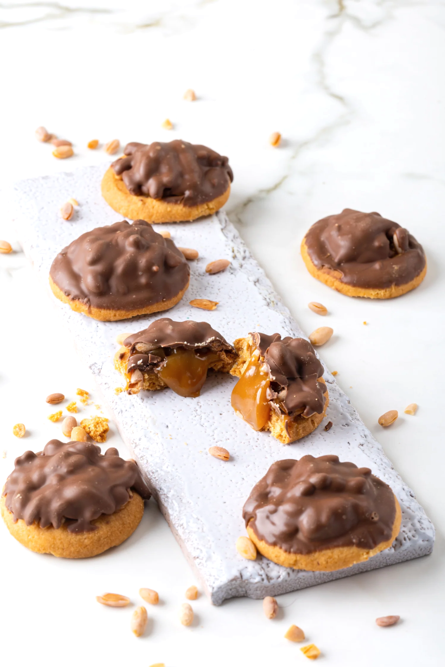 Süt Reçeli Dolgulu Yer Fıstıklı Kurabiye