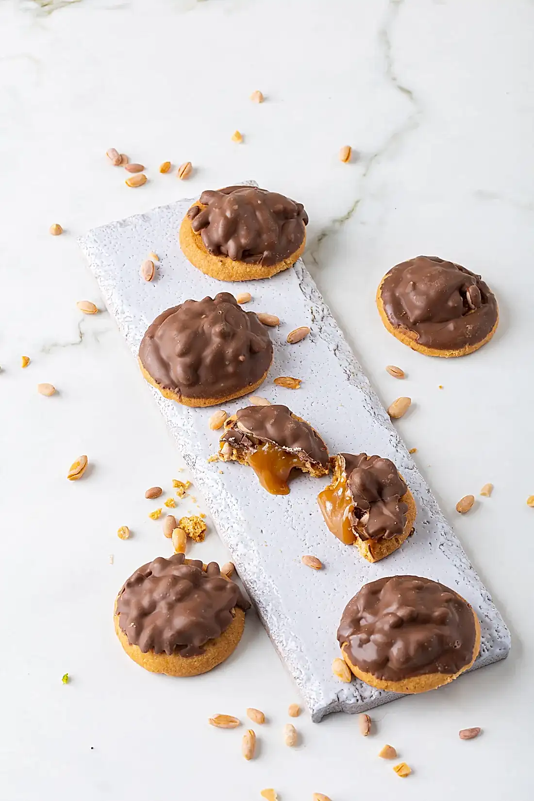 Süt Reçeli Dolgulu Yer Fıstıklı Kurabiye