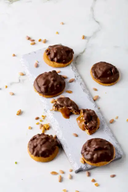 Süt Reçeli Dolgulu Yer Fıstıklı Kurabiye