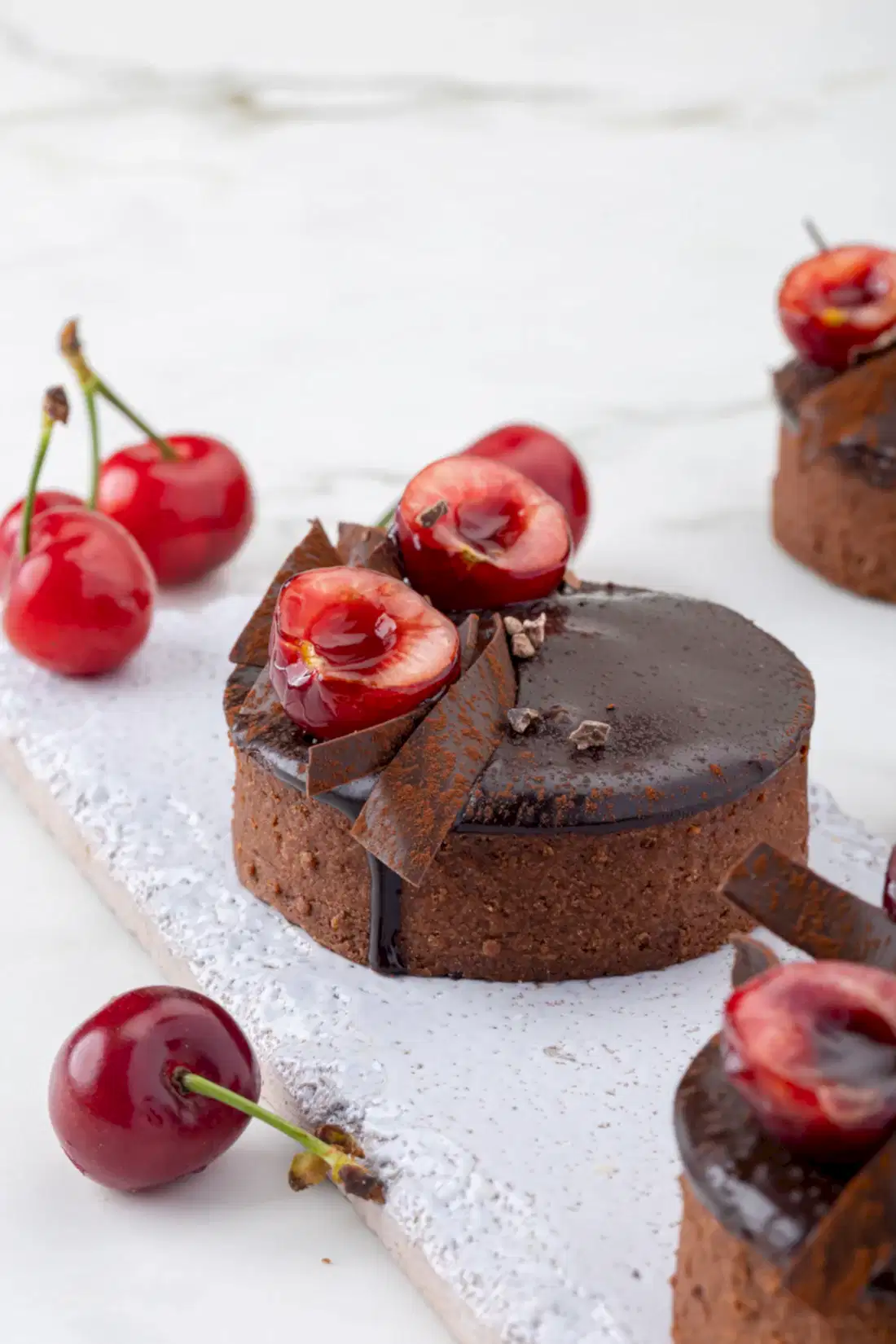 Vişneli Çikolatalı Tart