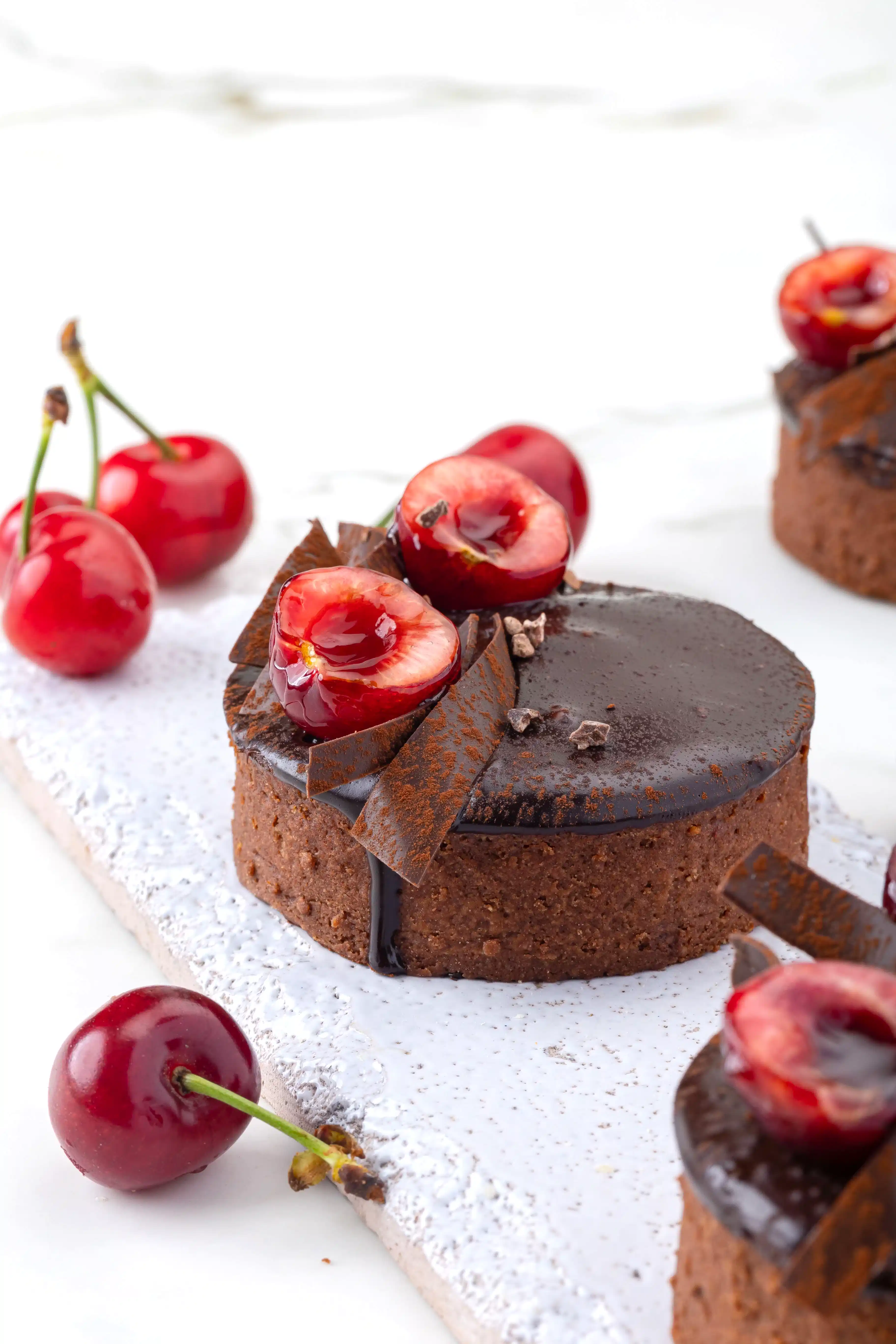 Vişneli Çikolatalı Tart