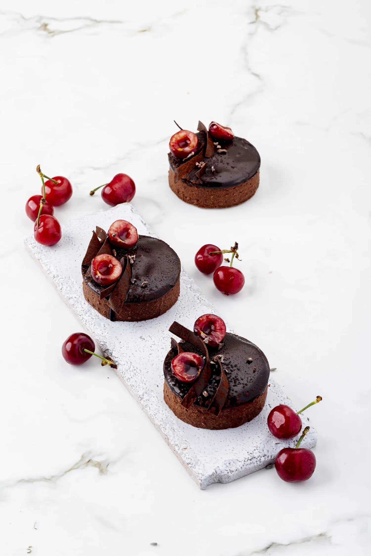 Vişneli Çikolatalı Tart