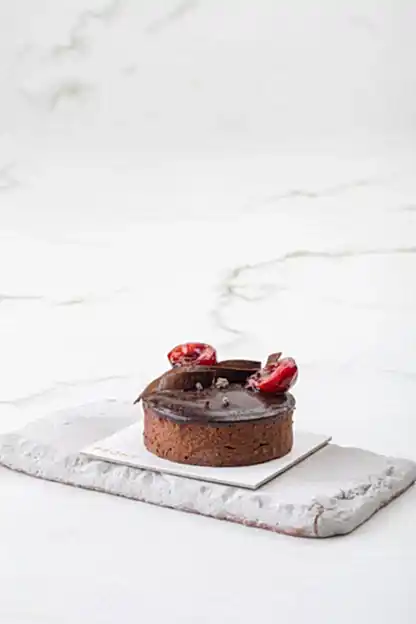Vişneli Çikolatalı Tart