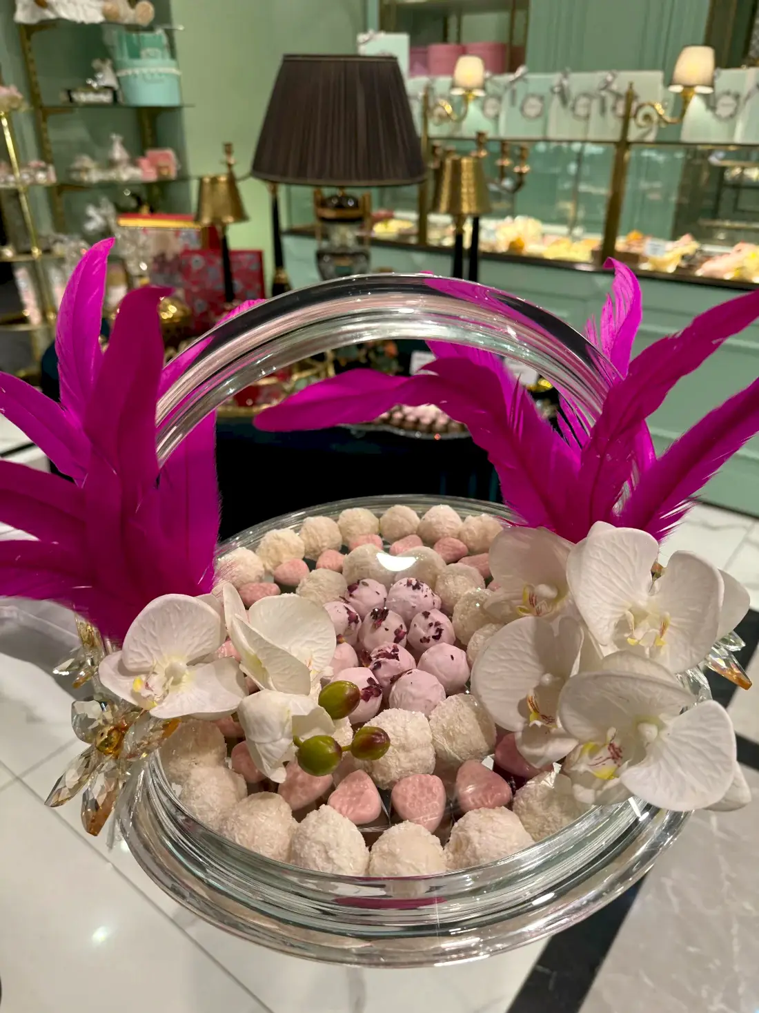 No : 5 Kristal Cam Çikolata Aranjmanı