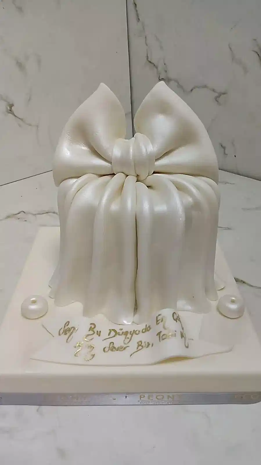 No : 304 Şeker Hamuru  Detaylı Tasarım Pasta